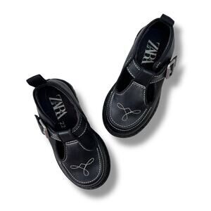 Zara Kids T-Strap Mary Jane Shoes Size EU 22 US 6 Black Embroidered Buckle Fall